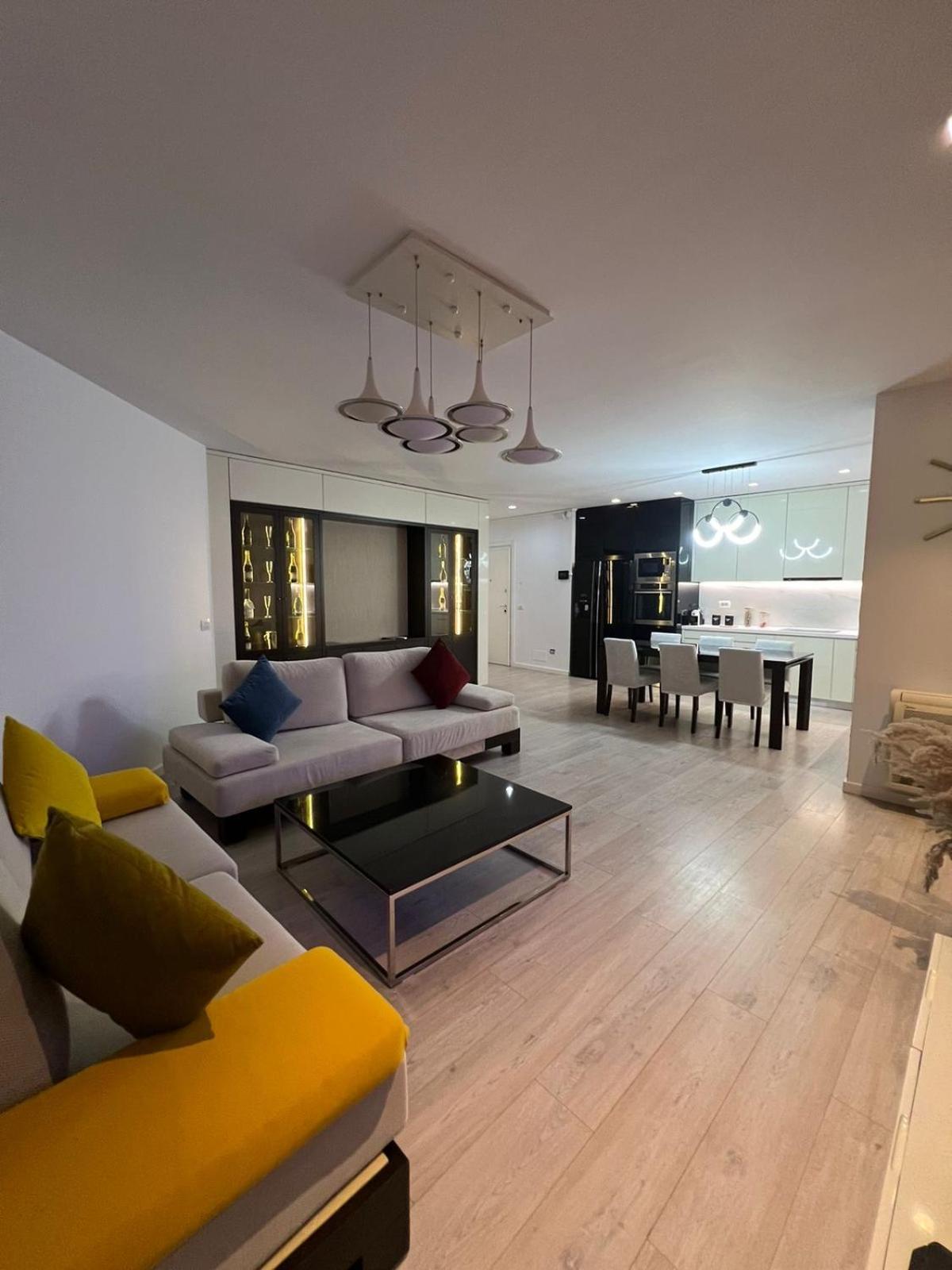 Tirana Loft Livingアパートメント エクステリア 写真