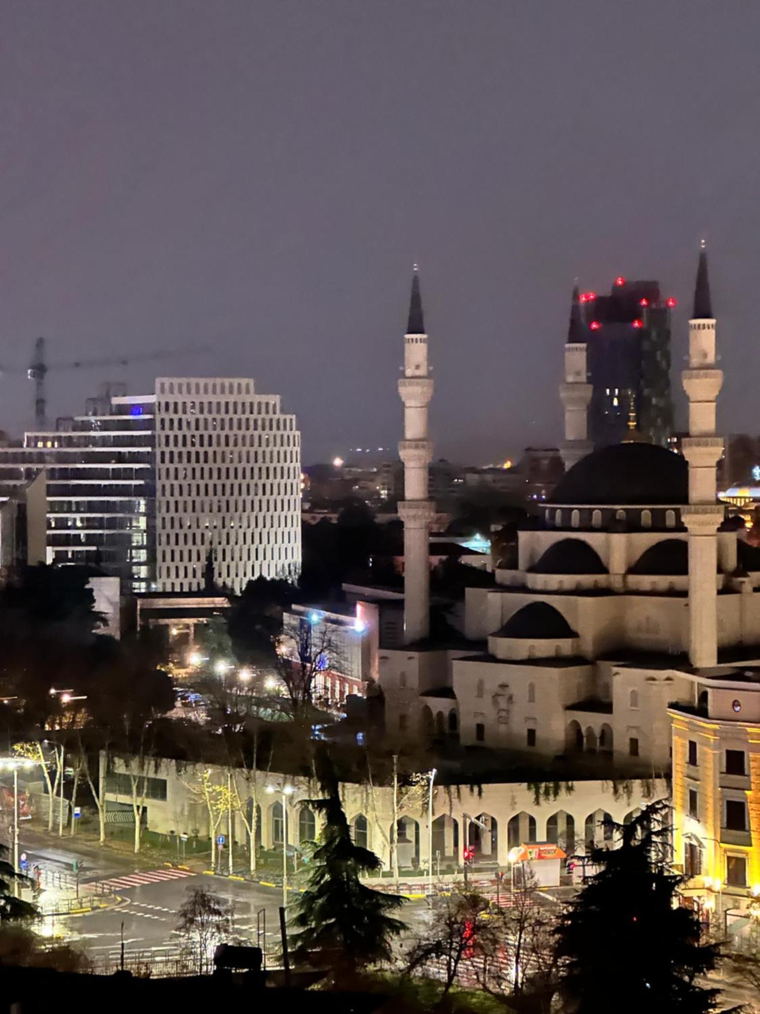 Tirana Loft Livingアパートメント エクステリア 写真